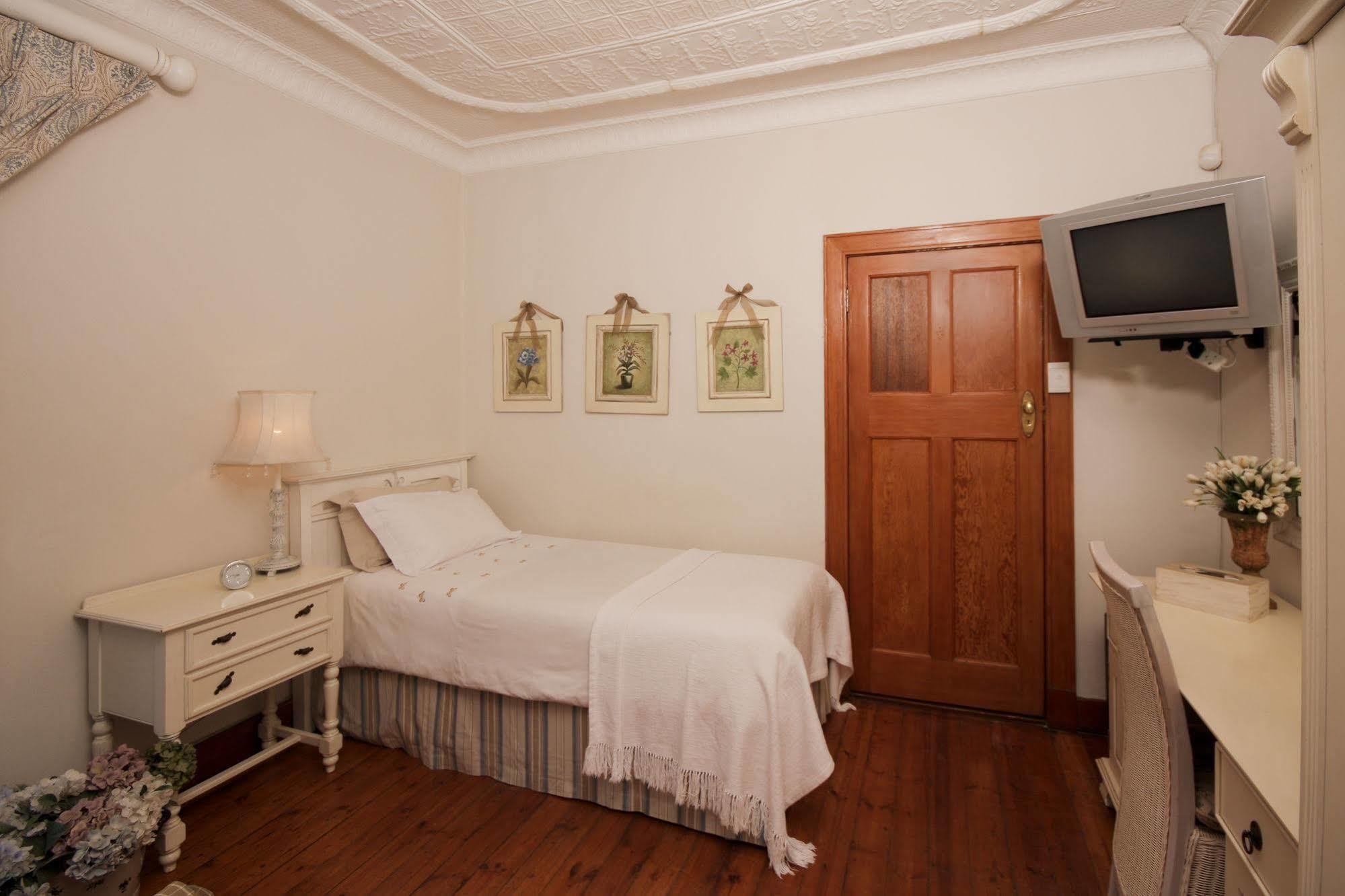 Shani Guest House Brooklyn  Экстерьер фото